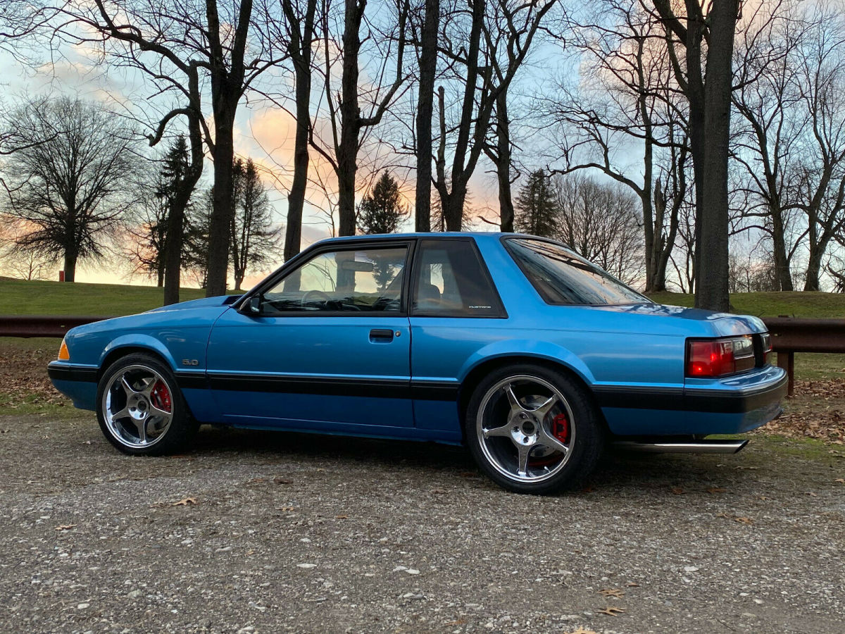 1991 Ford Mustang LX Notchback Coupe Bimini Blue 1991 Ford Mustang LX