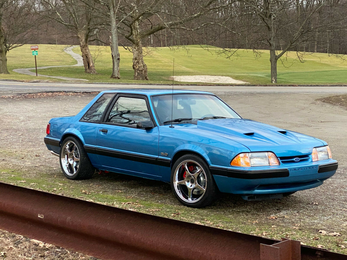 1991 Ford Mustang LX - photo 2