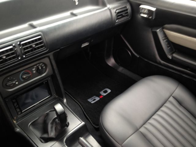 1991 Ford Mustang GT - photo 13