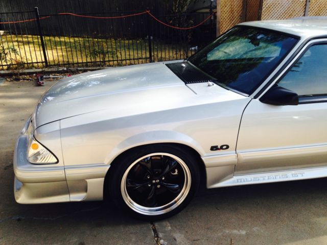 1991 Ford Mustang GT - photo 3