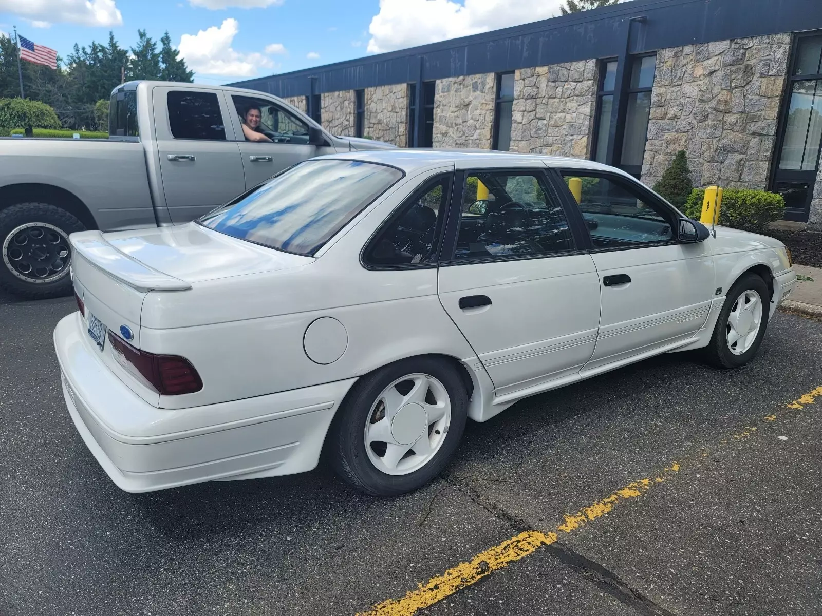 1991 Ford Taurus SHO - photo 12