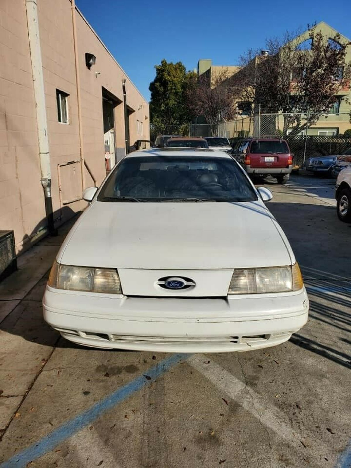 1991 Ford Taurus - photo 2