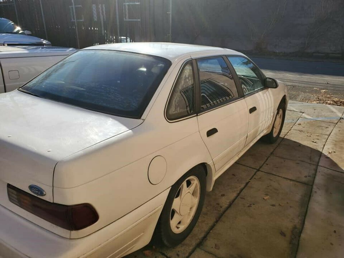 1991 Ford Taurus - photo 5