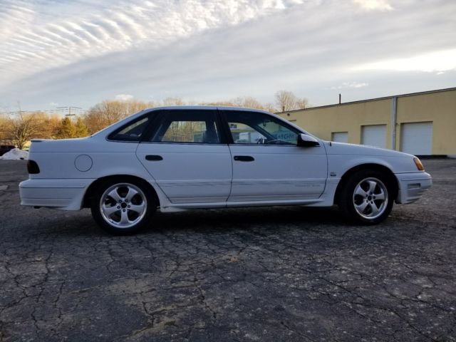 1991 Ford Taurus SHO - photo 7