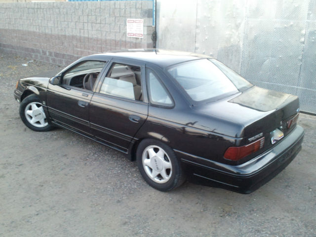 1991 Ford Taurus SHO Sedan 4-Door - photo 3