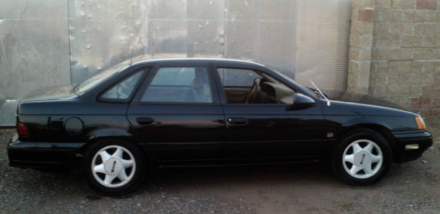 1991 Ford Taurus SHO Sedan 4-Door - photo 5