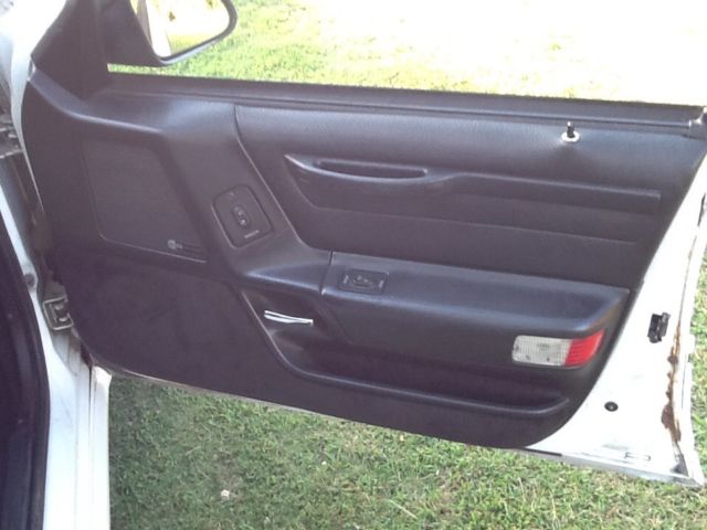1991 Ford Taurus SHO - photo 13