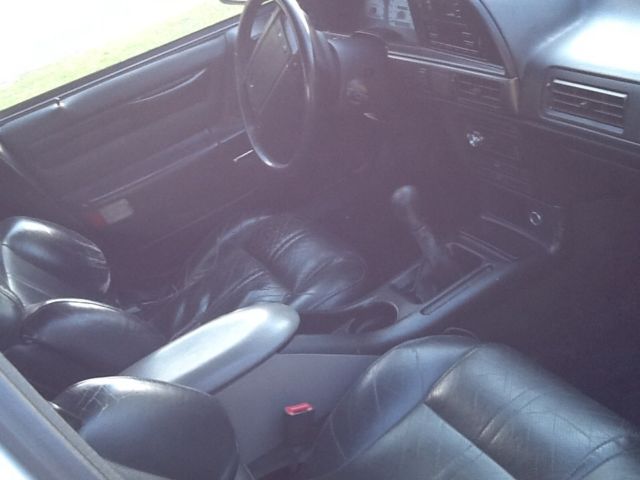 1991 Ford Taurus SHO - photo 9