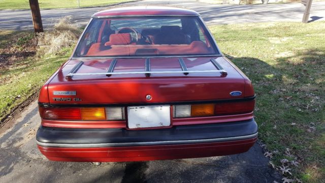 1991 Ford Tempo - photo 4