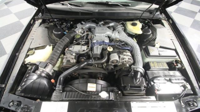 1991 Ford Thunderbird SC - photo 4