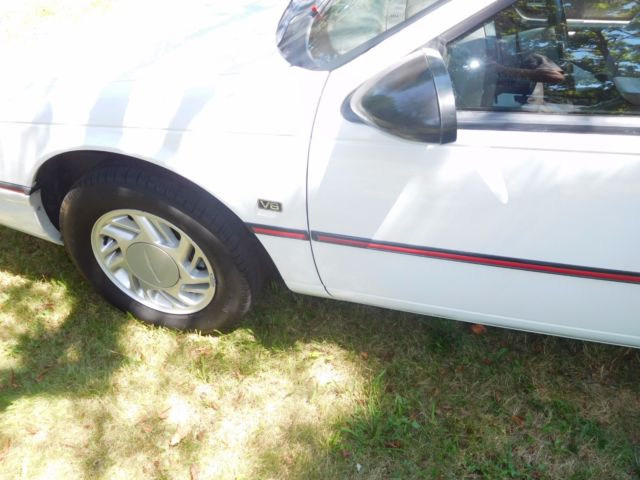 1991 Ford Thunderbird - photo 4
