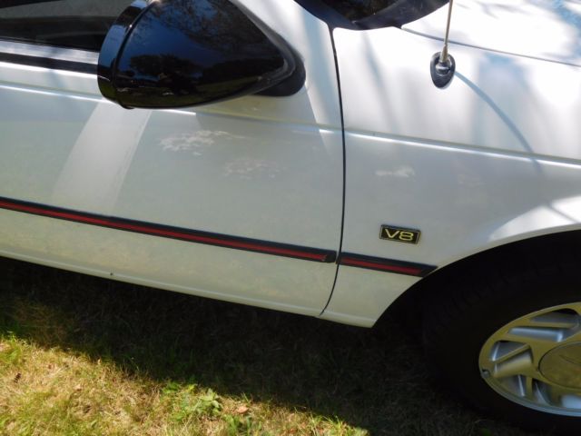 1991 Ford Thunderbird - photo 9