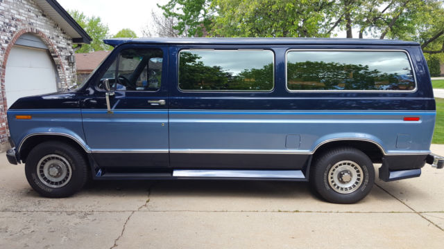 1991 Ford Van E150 Club Wagon 1991 Ford E-Series Van XLT