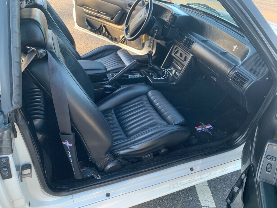 1991 Ford Mustang GT Convertible - photo 8