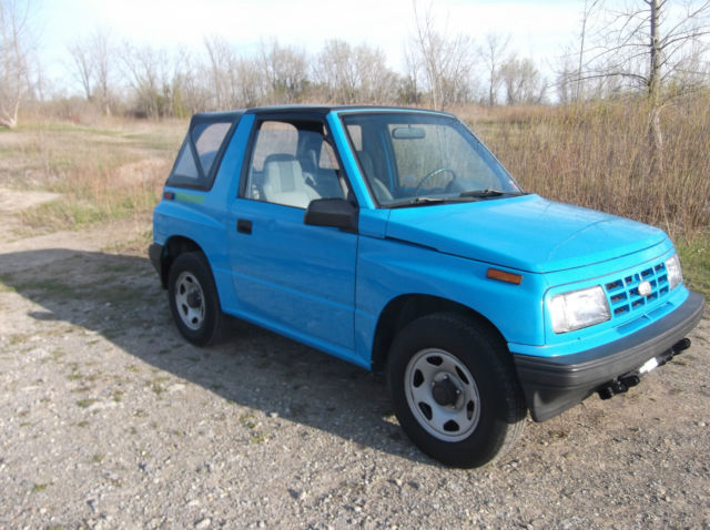 1991 Geo Tracker - photo 2