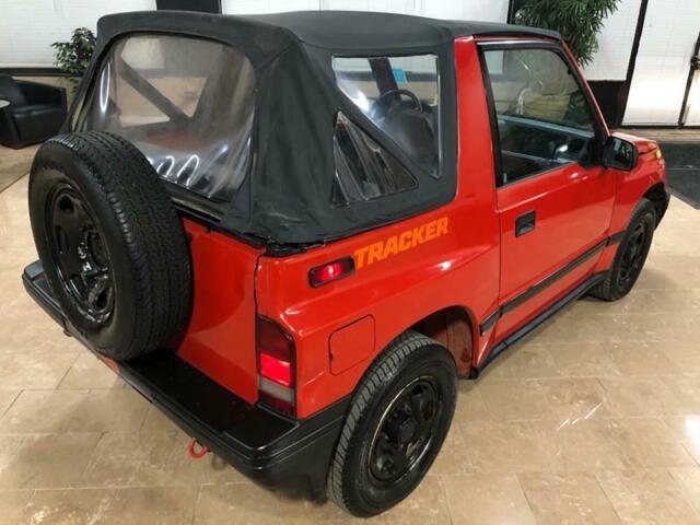 1991 Geo Tracker Base 2dr SUV w/ Soft Top - photo 4