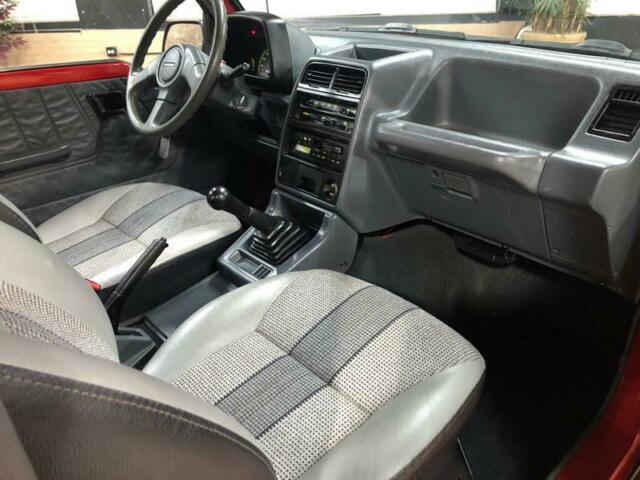 1991 Geo Tracker Base 2dr SUV w/ Soft Top - photo 9