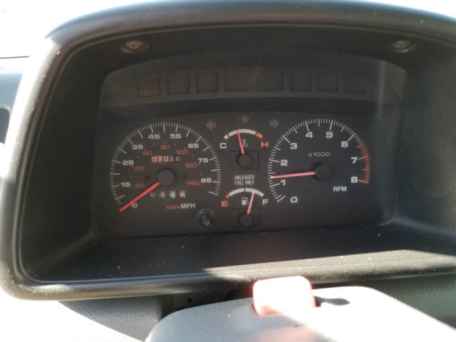 1991 Chevrolet Tracker Base Sport Utility 2-Door - photo 12