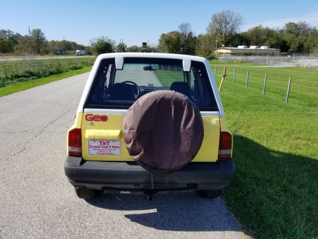 1991 Chevrolet Tracker Base Sport Utility 2-Door - photo 6