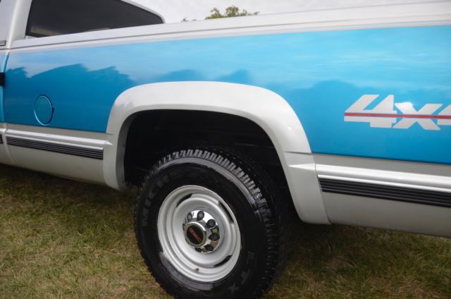 1991 Chevrolet Silverado 2500 GMC - photo 9