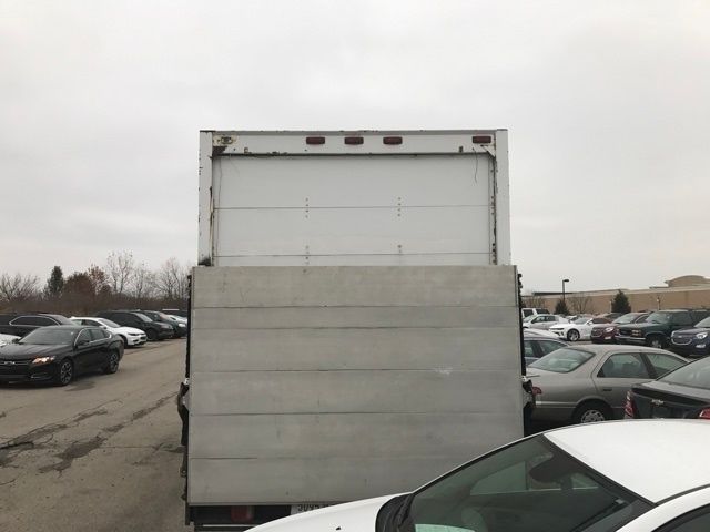 1991 GMC C6500 Cargo Truck - photo 11