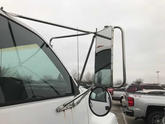 1991 GMC C6500 Cargo Truck - photo 8