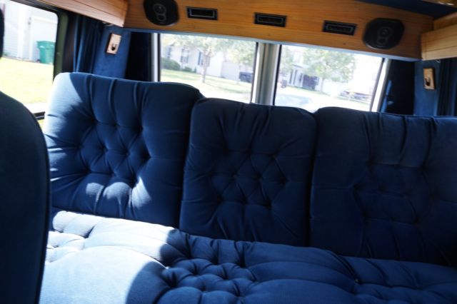 1991 GMC Vandura - photo 11