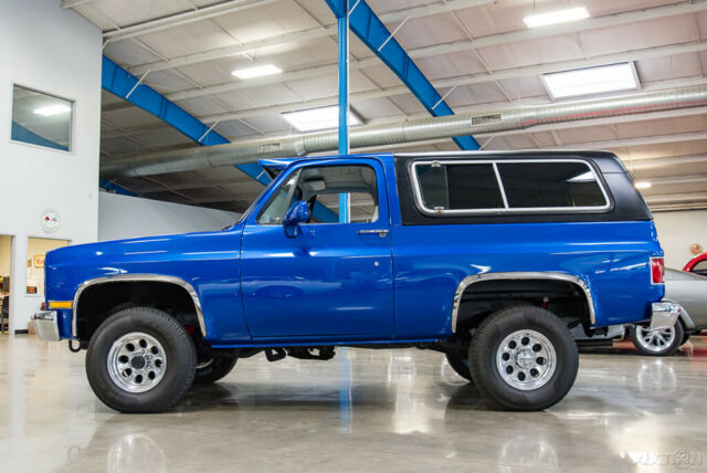 1991 GMC Jimmy 1991 GMC Jimmy 2-Door V-1500 4WD 350 V8 Nicely Restored - photo 5