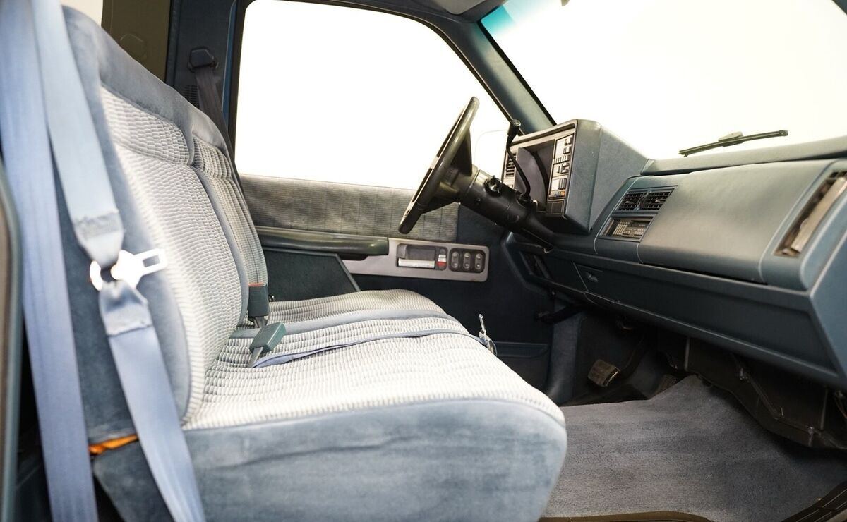 1991 GMC Sierra C1500 - photo 5