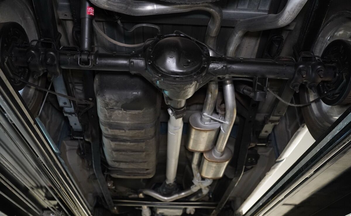 1991 GMC Sierra C1500 - photo 9