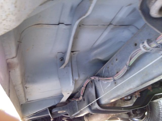 1991 GMC Suburban - photo 11