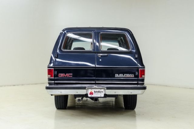 1991 GMC Suburban -- - photo 5