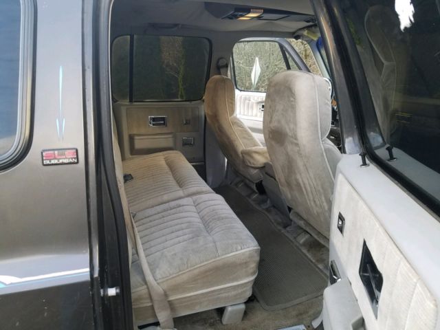 1991 GMC Suburban SLE - photo 4