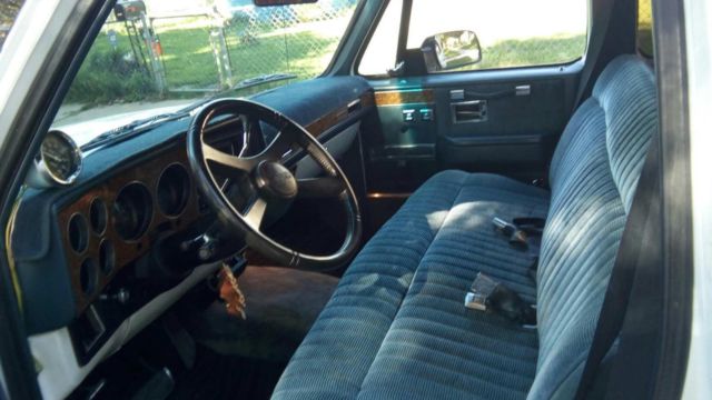1991 GMC Suburban - photo 6