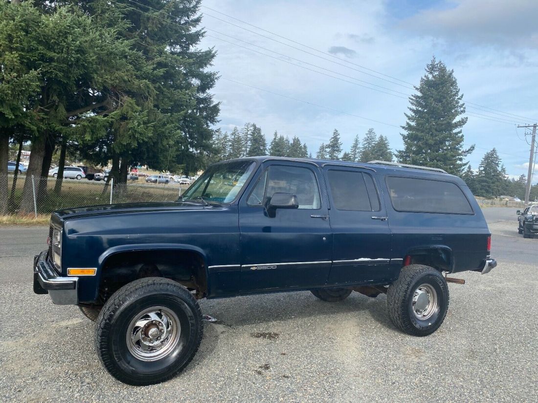 1991 GMC Suburban V2500 4X4 350 V8, Rust Free, Clean, WORLDWIDE NO RESERVE! 1991 Chevrolet Suburban