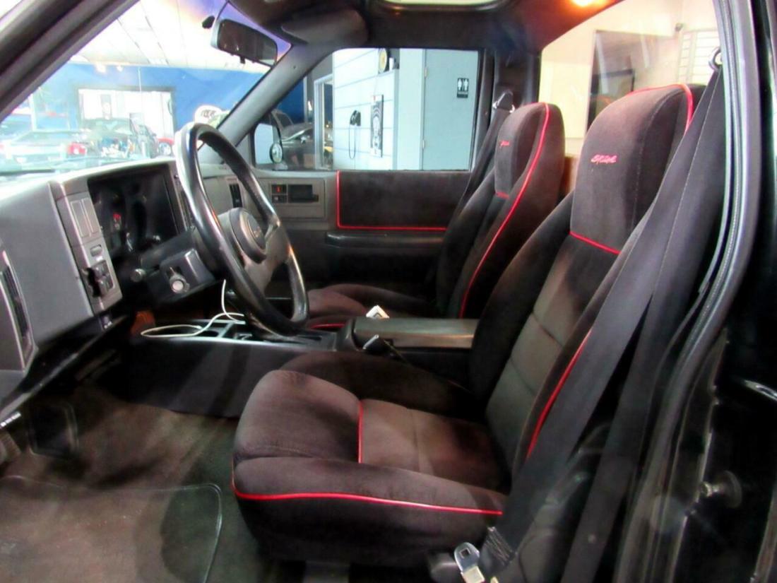 1991 GMC Syclone - photo 8