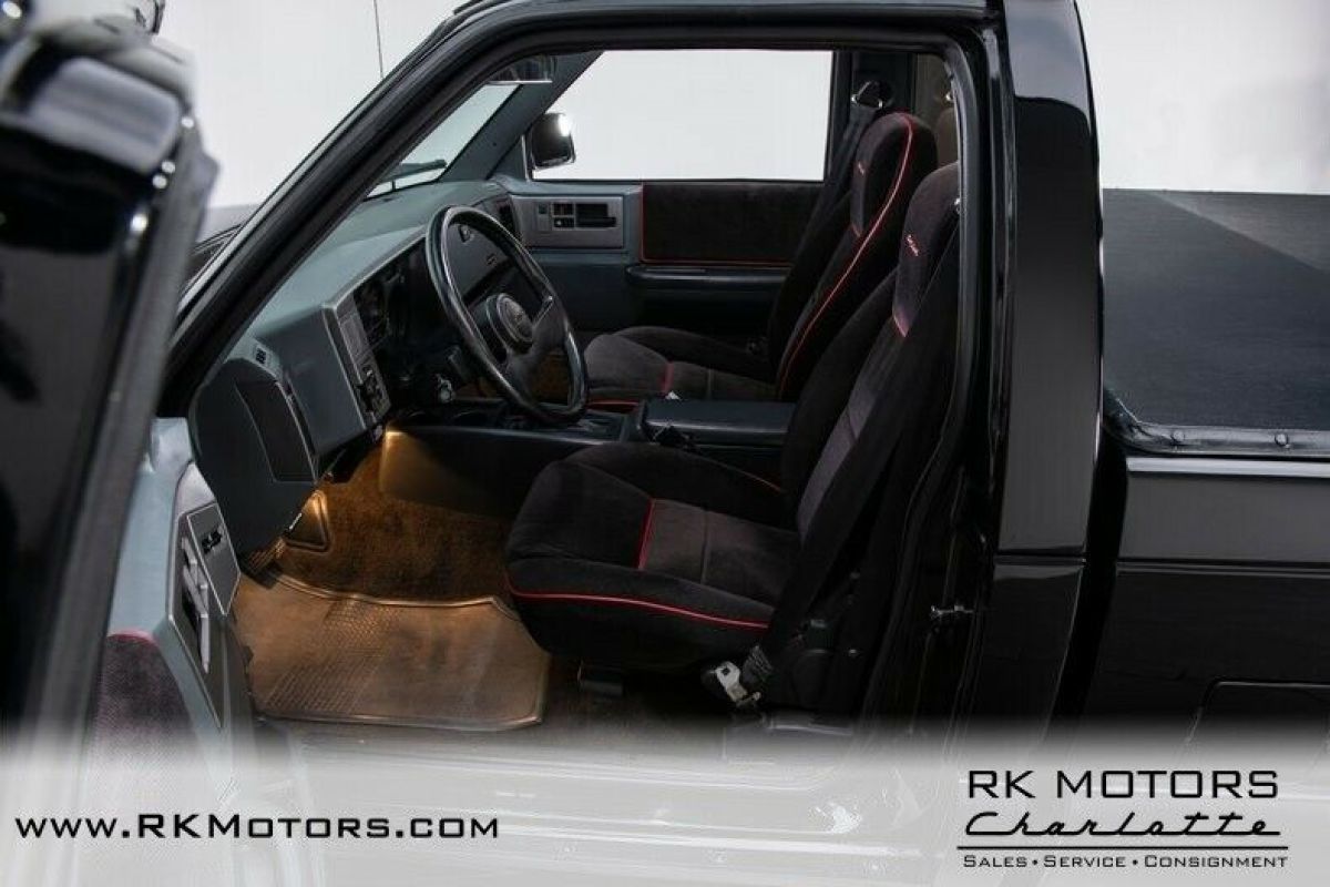 1991 GMC Syclone - photo 3