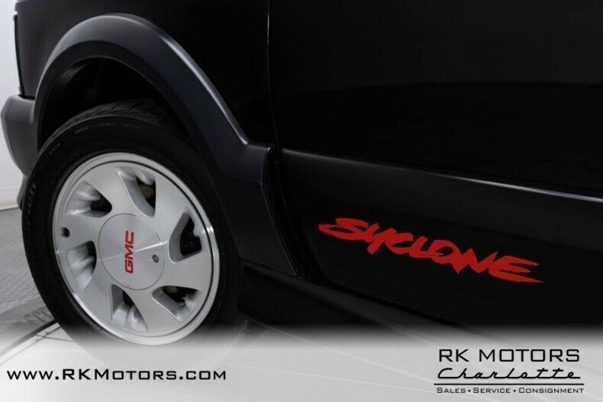 1991 GMC Syclone - photo 6