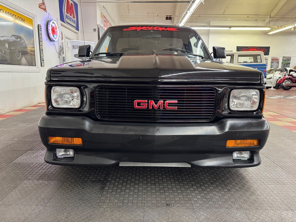 1991 GMC Syclone Syclone -1 of 2995 Made-Low mile collectible- - photo 7