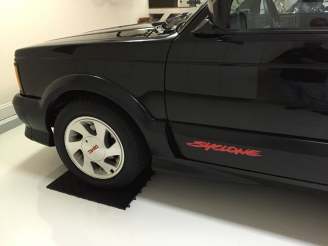 1991 GMC Syclone - photo 5