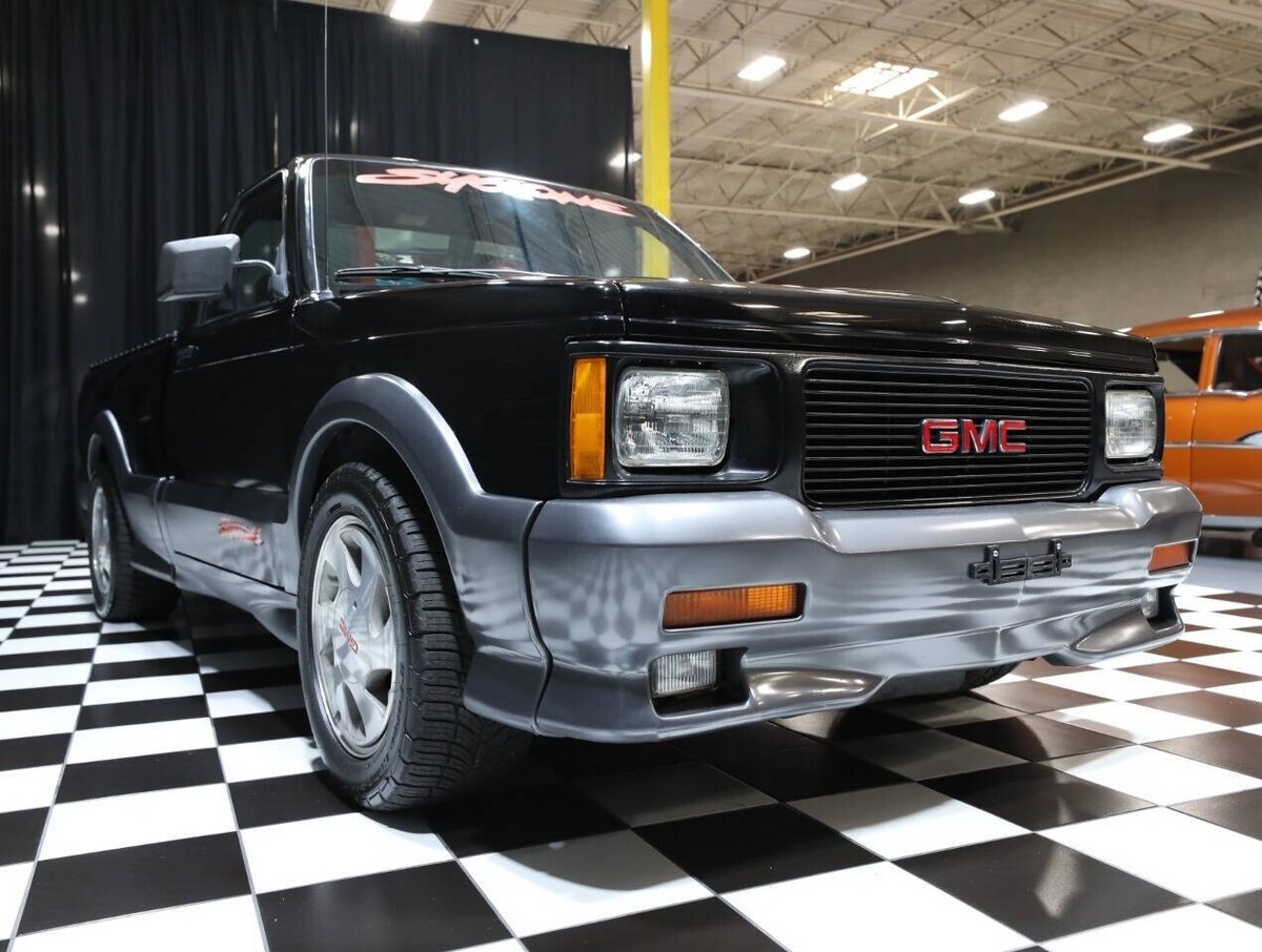 1991 GMC Syclone Syclone AWD 2dr Turbo Standard Cab SB - photo 13