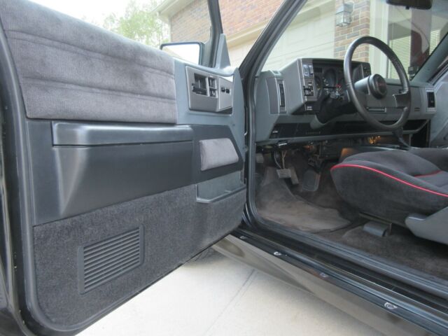 1991 GMC Typhoon Prototype - photo 6