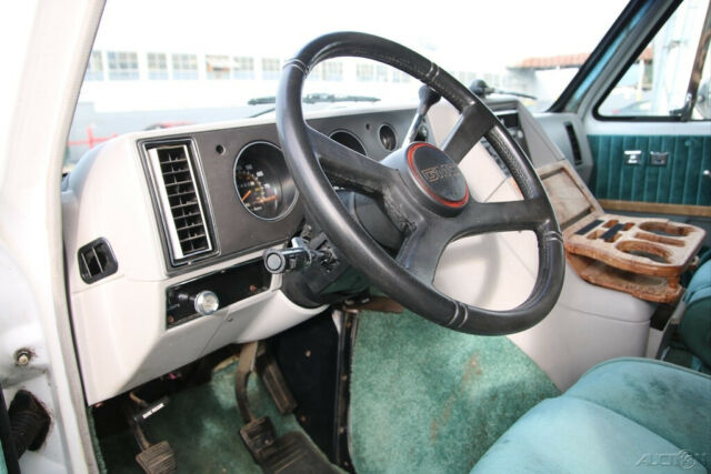 1991 GMC Vandura - photo 11