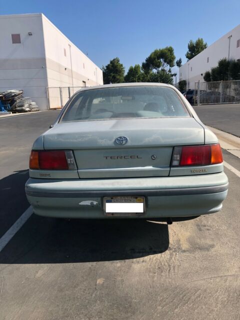 1991 Toyota Tercel - photo 2