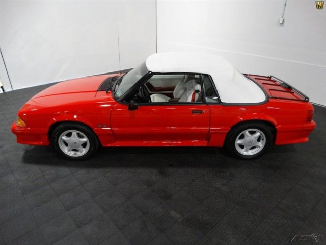 1991 Ford Mustang GT - photo 2