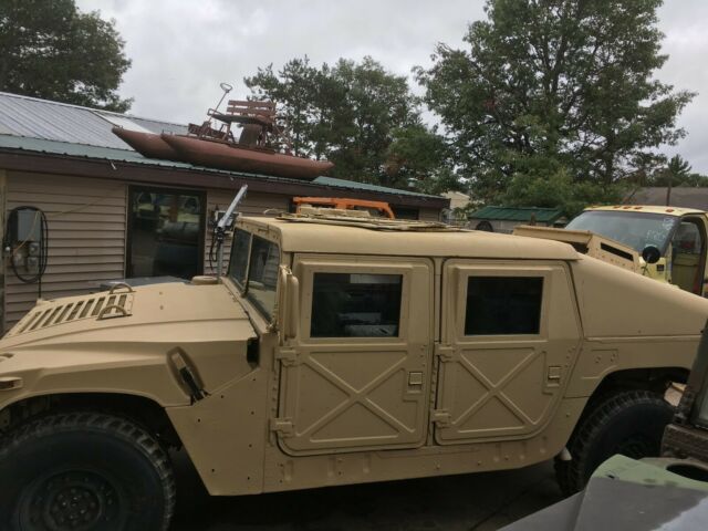 1991 Hummer H1 - photo 3