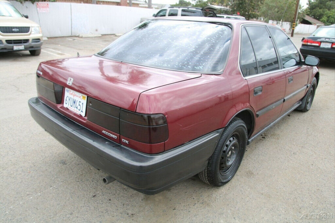 1991 Honda Accord DX - photo 3