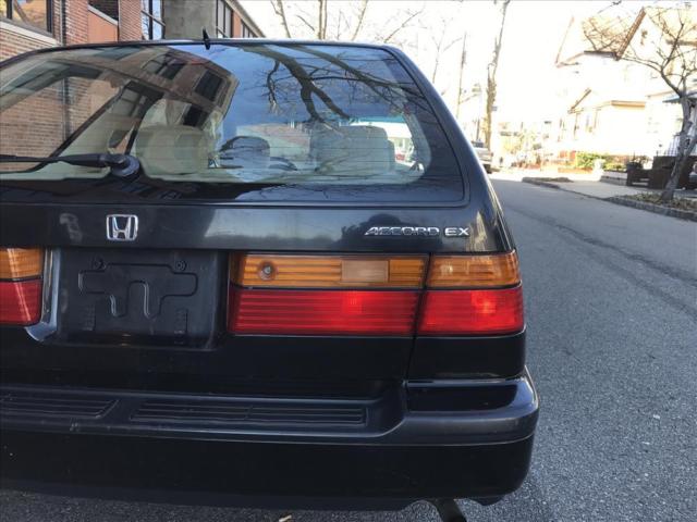 1991 Honda Accord EX Wagon 5-Door - photo 4