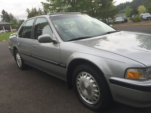 1991 Honda Accord 1991 HONDA ACCORD SE 4-DOOR WITH ONLY 42,378 - photo 5