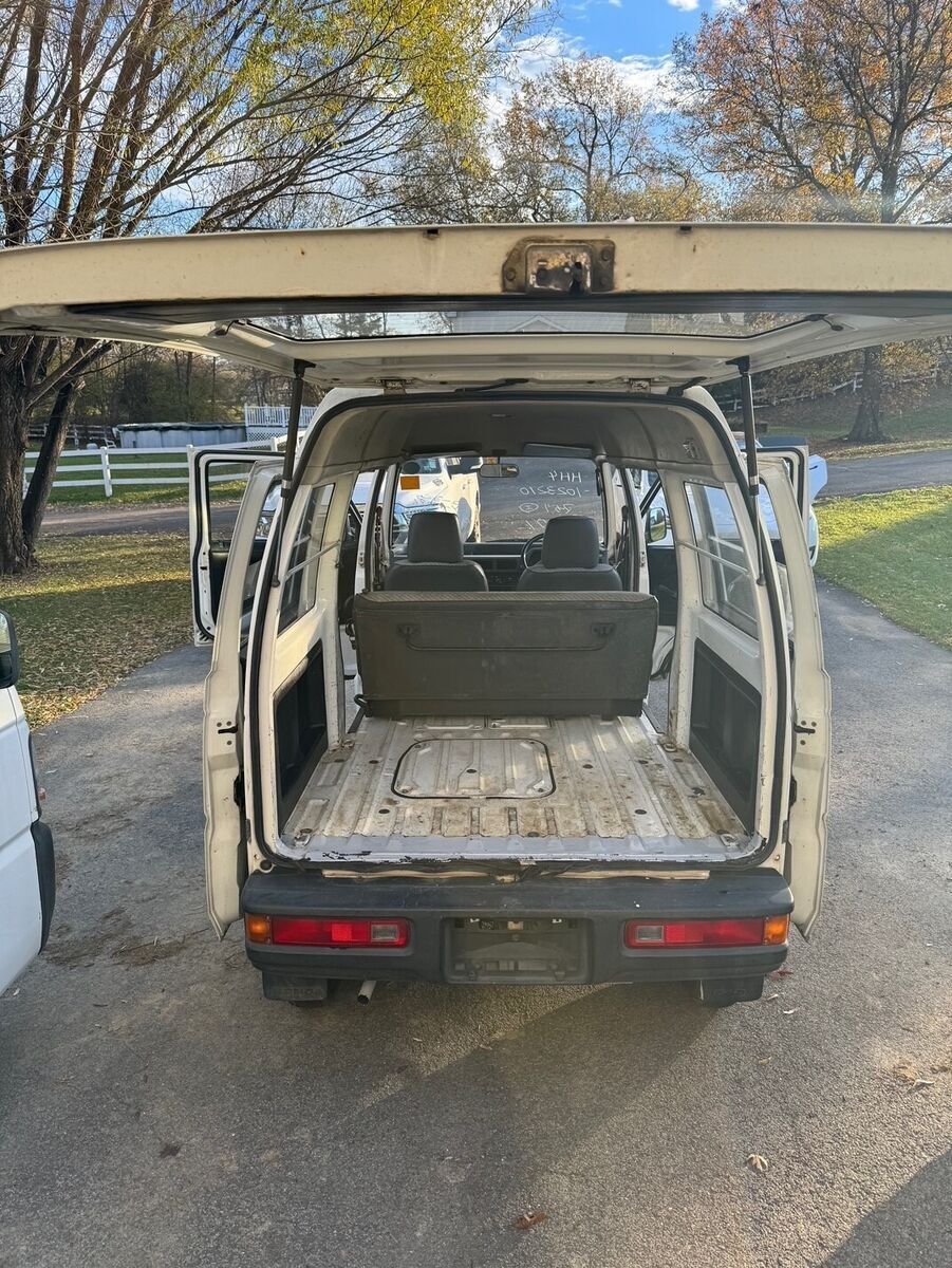 1991 Honda Street RWD - photo 2